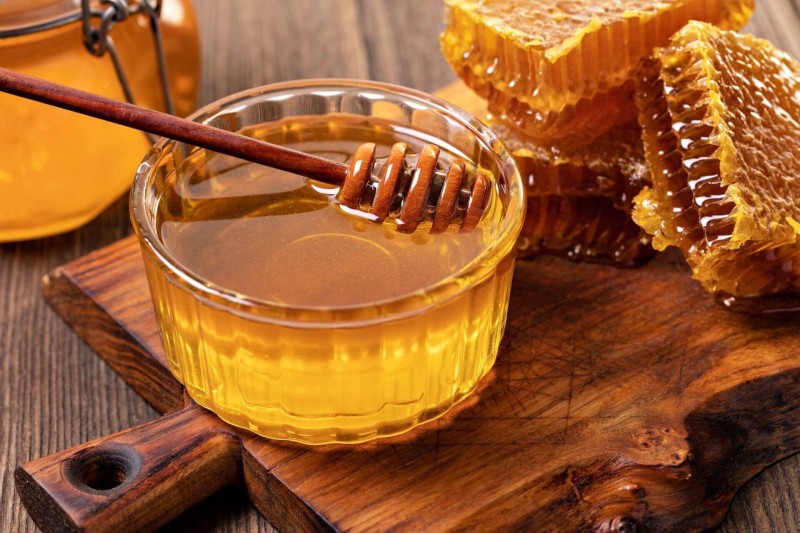 Чем ценен мёд?