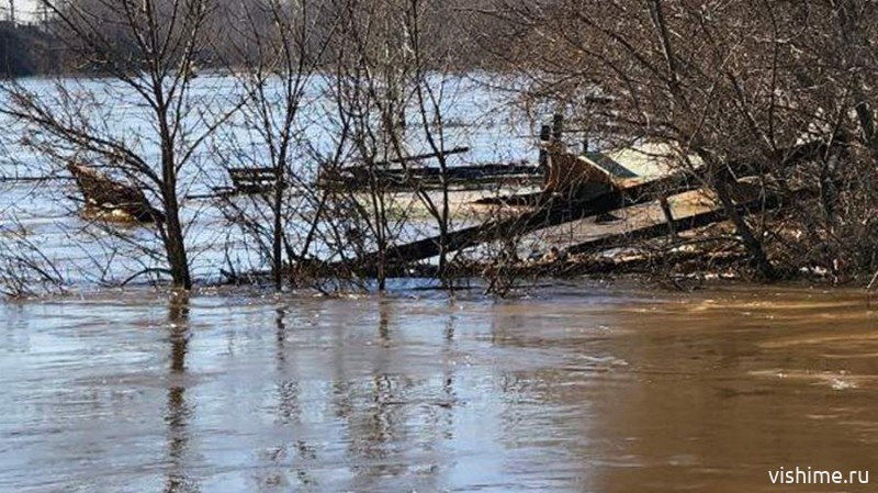 Уровень воды в реке Ишим в Ильинке превысил критическое значение