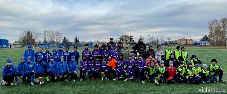 Разгромная победа: как «Ишим» стал лучшим в области по футболу