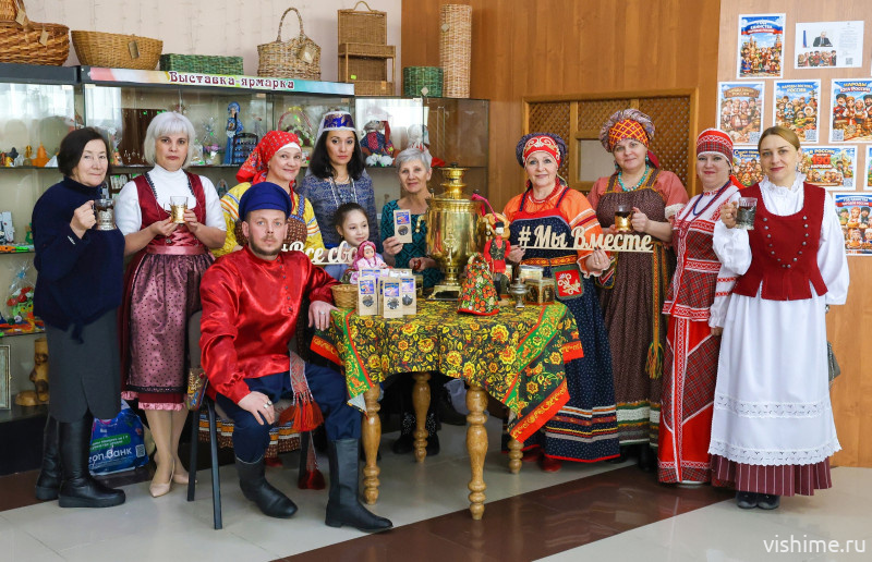 «Ценности, объединяющие нас»: в Доме национальных культур Ишима открыли Год единства