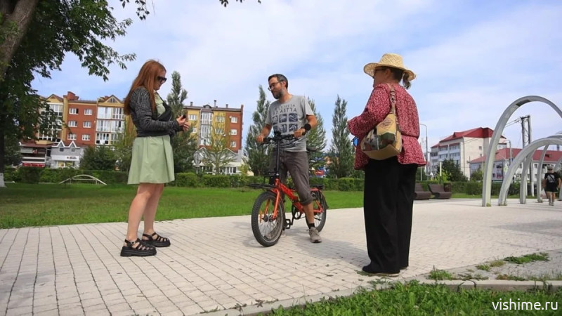 Москвич на велосипеде остановился в Ишиме на три дня