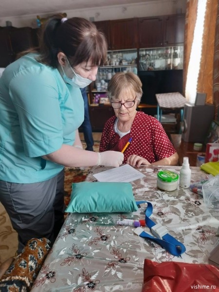 Жители Ишимского района могут получить медицинскую помощь на дому