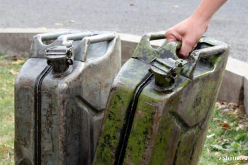Викуловские полицейские по горячим следам раскрыли кражу дизельного топлива