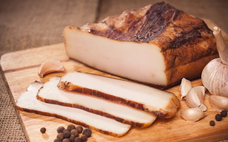 Может ли сало быть полезным для организма?