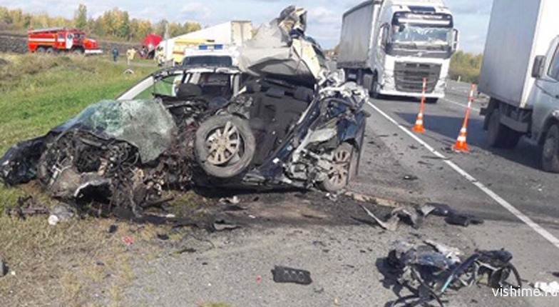 Молодой водитель из Ишимского района погиб на трассе Тюмень-Омск
