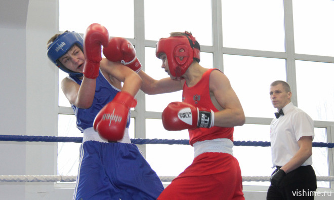 Юные ишимские боксеры посвятили победы героям СВО