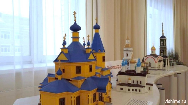 Ишимский школьник разработал 3D-модели храмов разных городов 