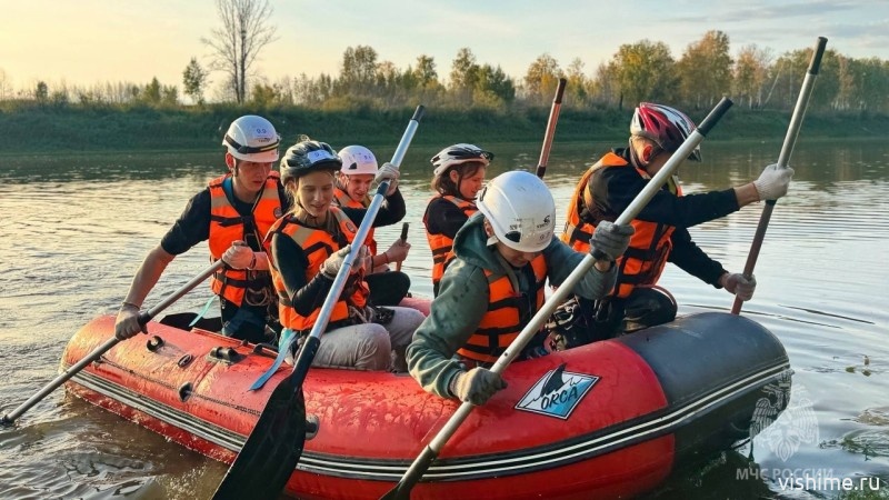 Ишимские школьники стали лучшими юными спасателями области