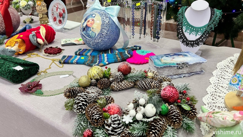 В Ишиме открывается предновогодняя ярмарка уникальных подарков ручной работы