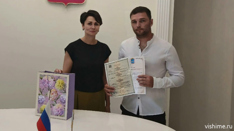 В семье Курцевых из Ишима родился шестой сын