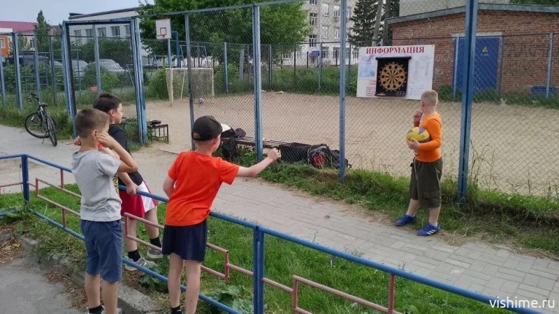 В Ишиме открылись летние спортивные площадки!
