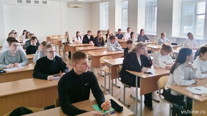 Ишимский пединститут запустил «Университетские субботы» для старшеклассников