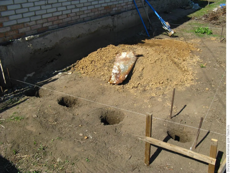 Фундамент - начало всех начал: заливка свай под фундамент