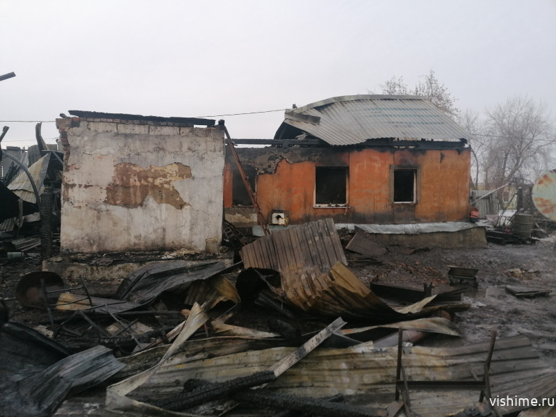 Нарушение требований пожарной безопасности могло стать причиной возгорания в Ишиме
