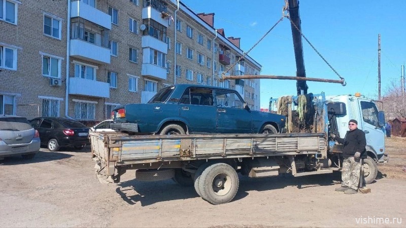 Несовершеннолетний водитель-"бесправник" задержан в Ишиме