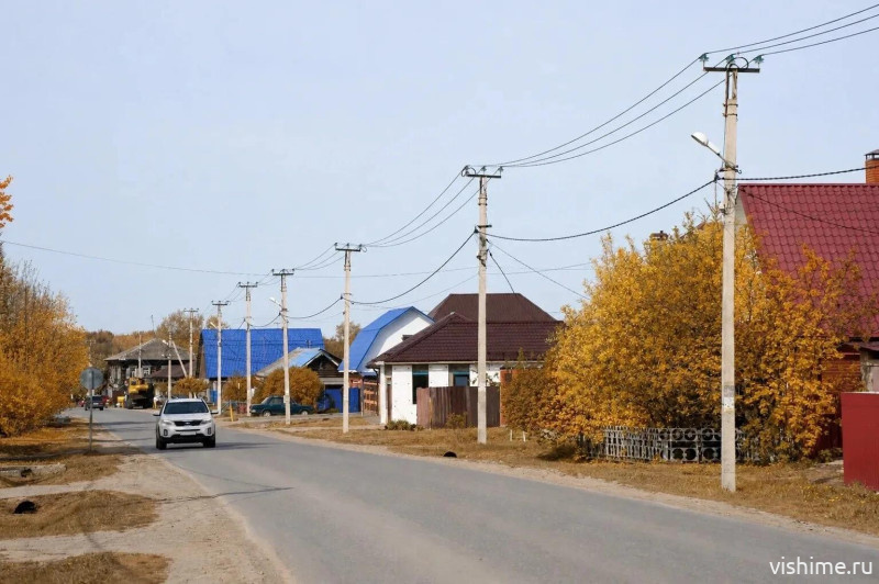 Более 10 км ЛЭП отремонтировано в Ишимском округе