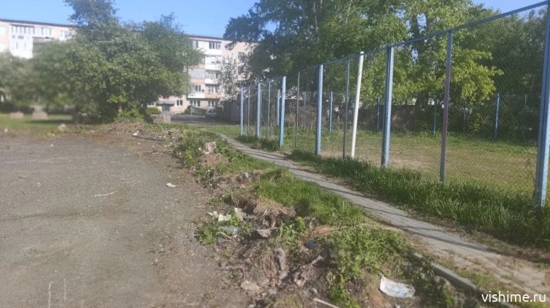 На месте старого корта и детской площадки в Ишиме появится футбольное поле