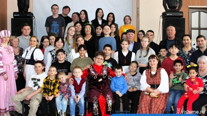 Немцы ишимского общества «Возрождение-Лихт» посетили этноклуб «Территория добра»