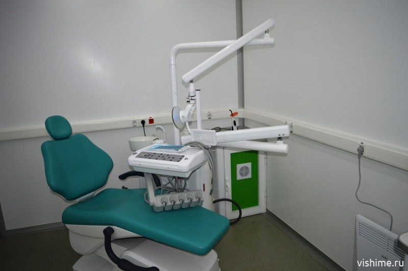 В больнице Ишима появился новый стоматологический кабинет на колёсах