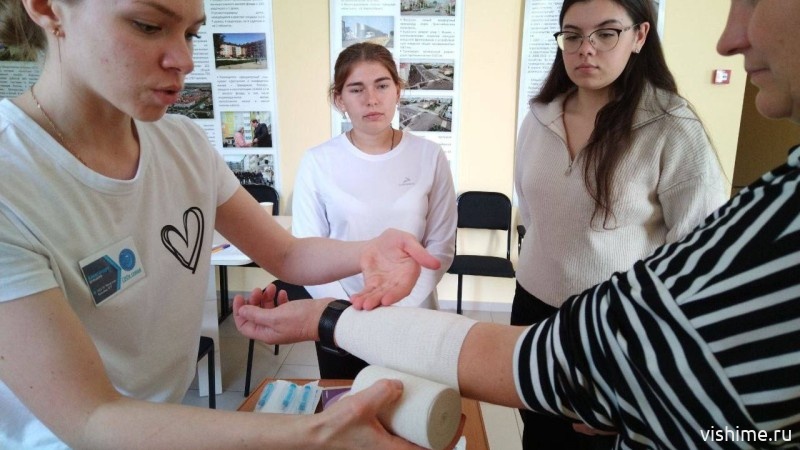 Мастер-классы для семей военнослужащих в Ишиме провели медики