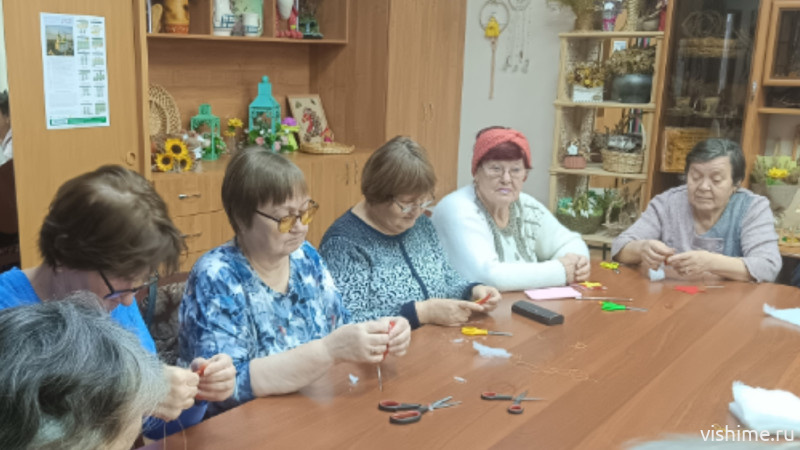 Ишимские мастерицы готовят работы для конкурса «Инклюзивное рукоделие»