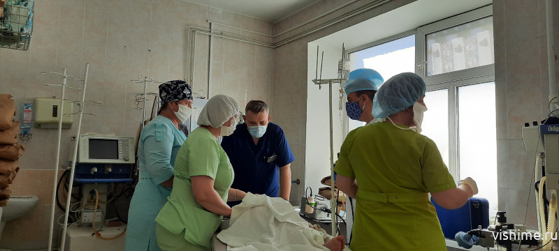 5 рублей за месяц: врачи спасают детей от проглоченных денег