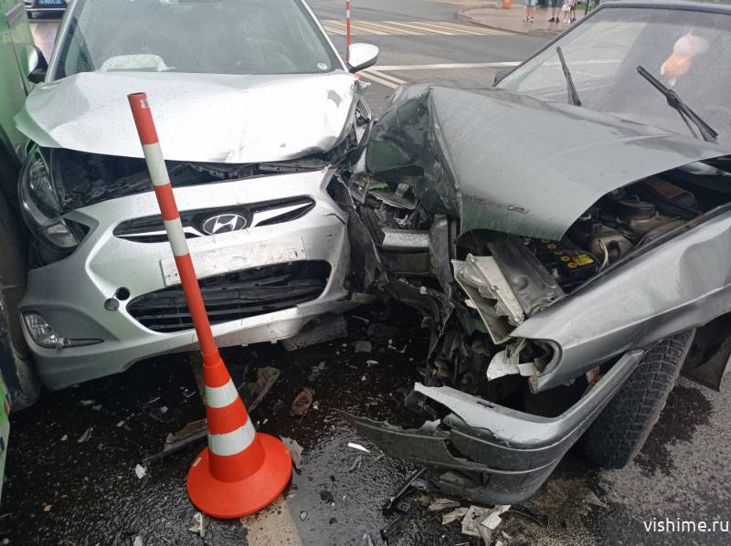 Пьяный водитель устроил аварию в Ишиме