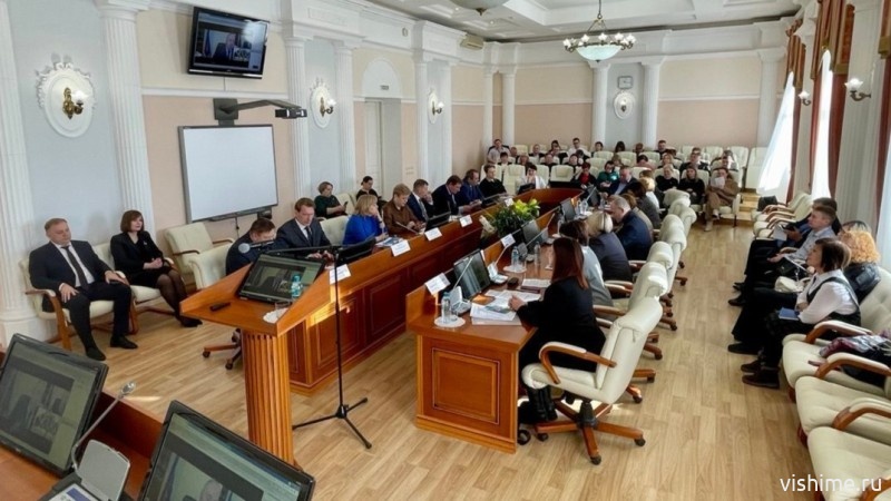 Сегодня в Ишиме проходит выездное учебное мероприятие с органами местного самоуправления