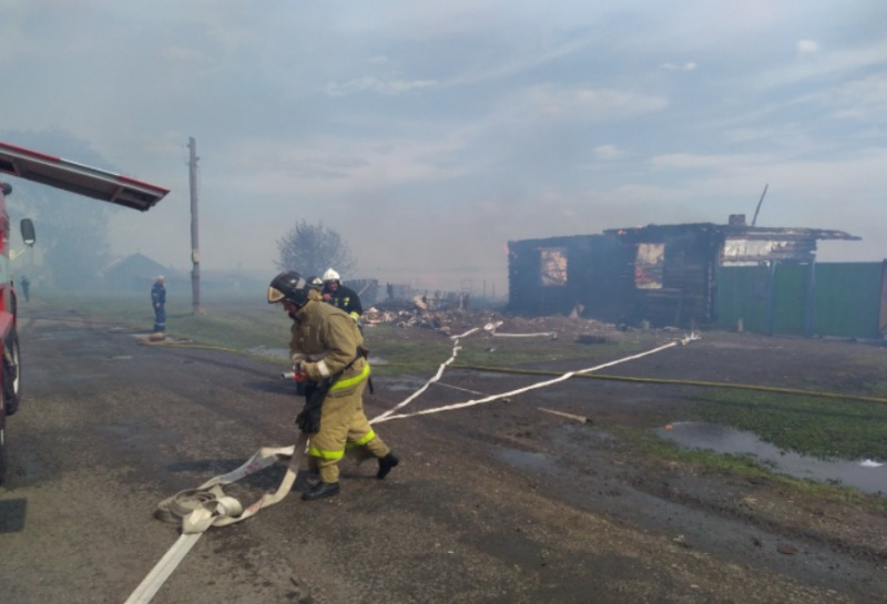 Что полужило причиной пожара в деревне Быково? 