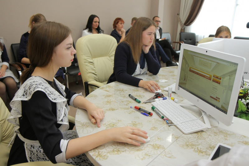 Школьники Ишима виртуально посещают Президентскую библиотеку  