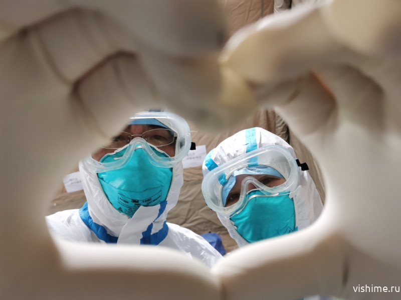 В числе зараженных коронавирусом в Ишиме медицинский работник
